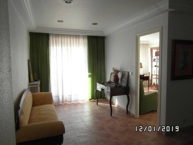 PISO GRANDE CON ASCENSOR EN EL PARQUE DE LAS PALOMAS EN EL CENTRO DE YECLA.