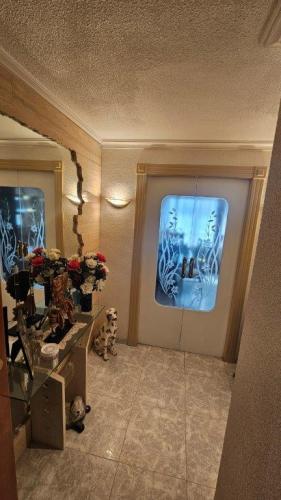 PISO CON ASCENSOR CON MUCHA LUZ CERCA DEL MERCADONA Y EN YECLA