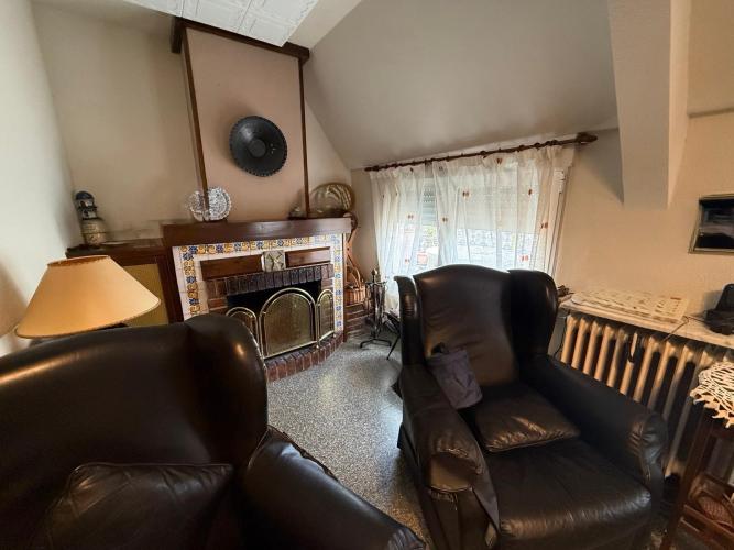 PISO ATICO CON ASCENSOR CERCA DE PLAZA DE SAN CAYETANO Y EN YECLA