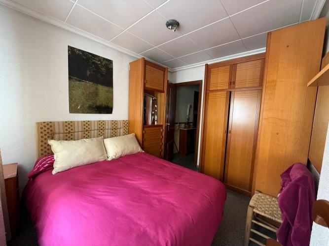 PISO ATICO CON ASCENSOR CERCA DE PLAZA DE SAN CAYETANO Y EN YECLA