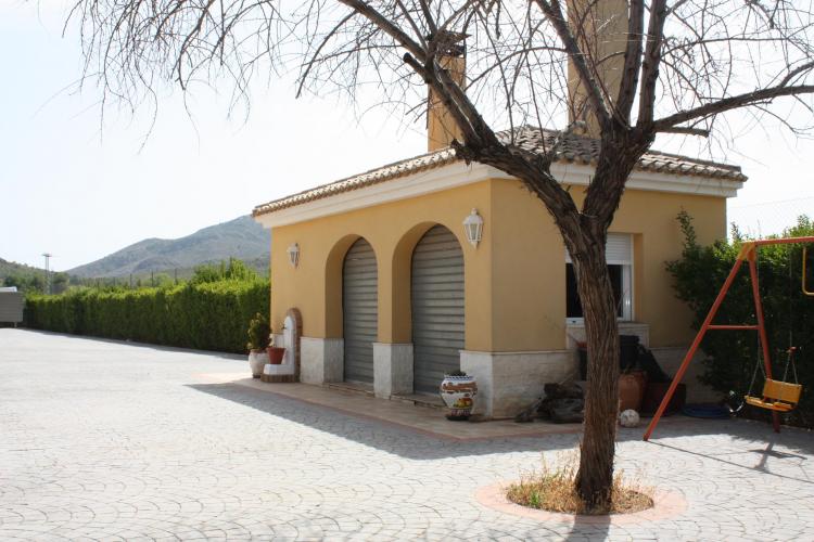 Chalet en la zona del Club de Tenis de Yecla